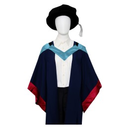 量身訂做香港理工大學博士畢業袍       設計藍色披巾畢業袍     應用語言科學博士    博士畢業袍   畢業袍生產商   PolyU   DA538 量身訂做香港理工大學博士畢業袍       設計藍色披巾畢業袍     應用語言科學博士    博士畢業袍   畢業袍生產商   PolyU   DA538